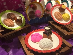 Sugar Plate Chocolatero For Altar 3.34in