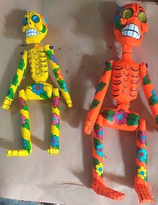 Paper Mache Skeleton Montiel Small 23.6in