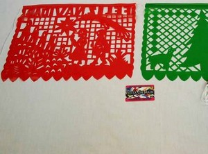 Plastic Picado Lrg 17x12in 18ft Christmas